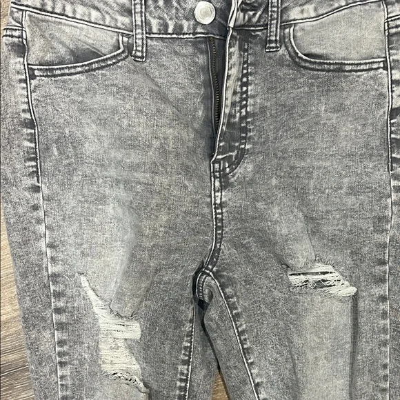 SO Women's Distressed Black Skinny Jeans - Picture 4 of 7